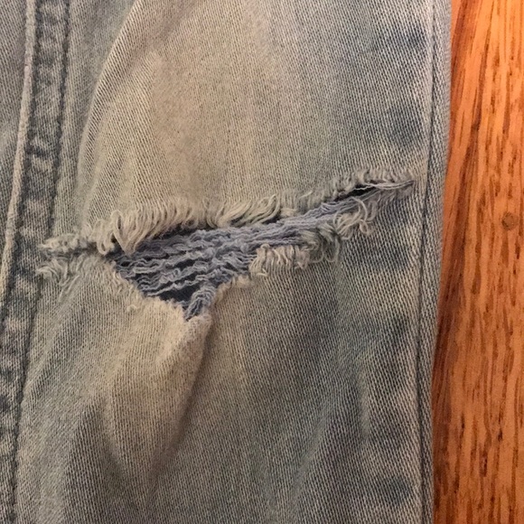 Abercrombie KIDS light wash skinny jean leggings - Picture 3 of 7